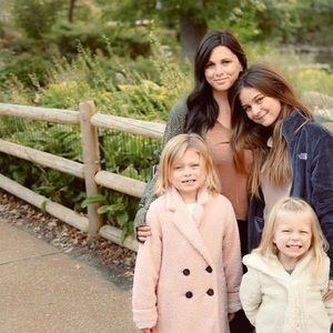 Meet your Posher, Carylin